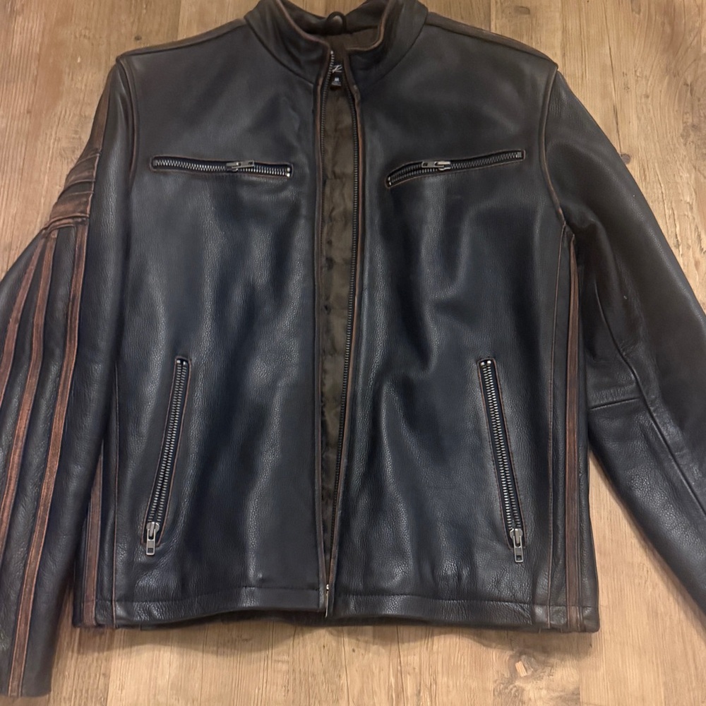Men's Black Rivet Genuine Leather Jacket - Picture 5 of 6